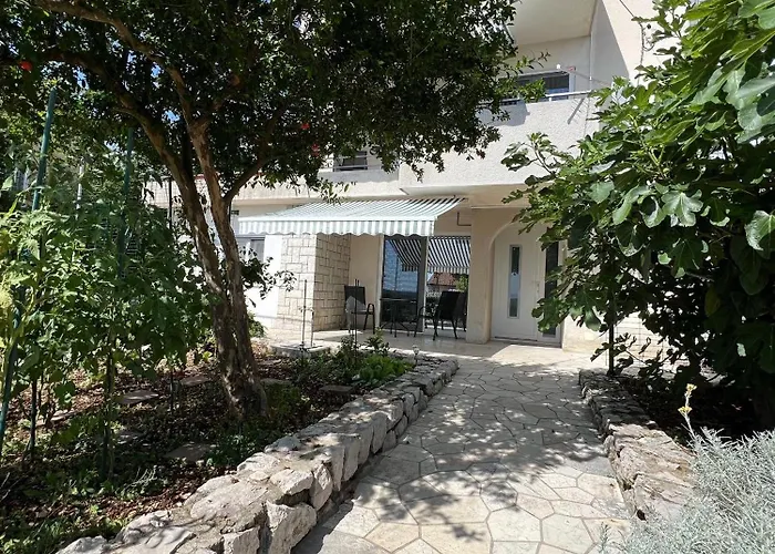 Daire With Parking Space Jadranovo, Crikvenica - 23436